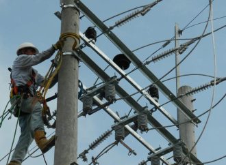 Avanzan acciones para reestablecimiento del servicio de energía en el occidente del Huila