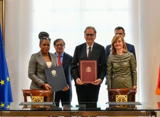 Colombia y España sellaron acuerdo para reconocer los títulos y certificados educativos
