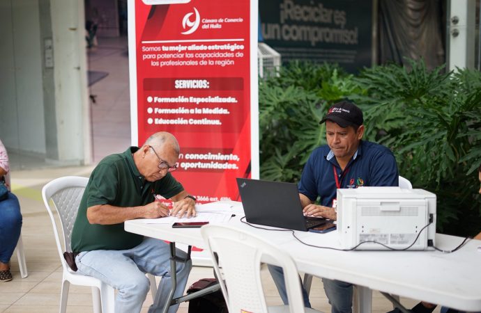 Empresarios del Huila, atentos: este 31 de marzo vence plazo para renovar la matrícula mercantil